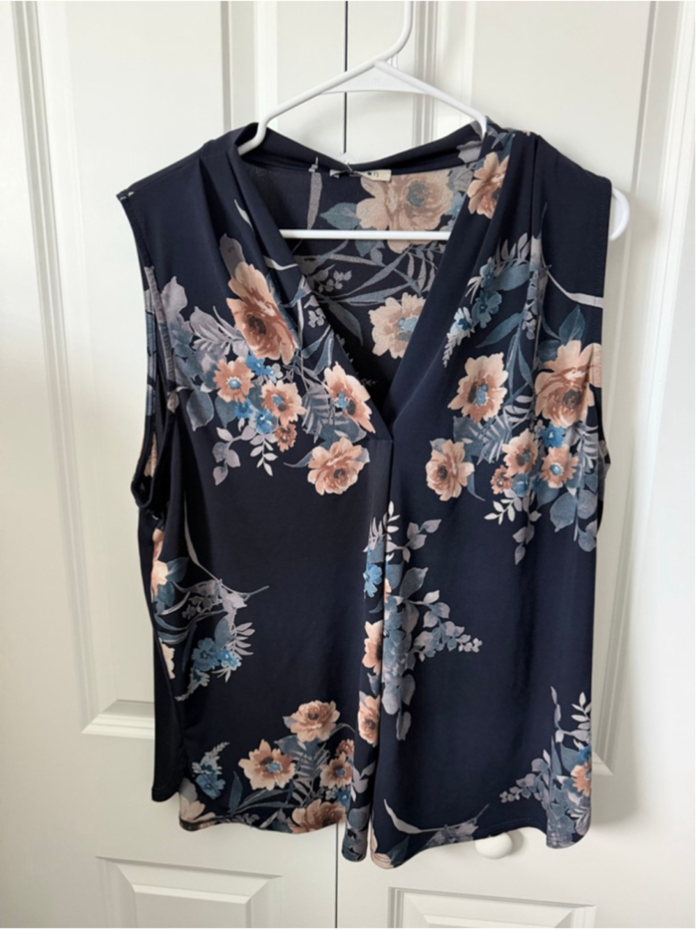 Beacon Navy Floral Sleeveless Blouse Plus Size XL